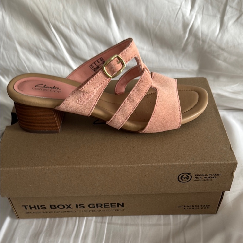 Clarks Pink and Tan Sandals with Buckle Closures New in Box - Picture 3 of 14